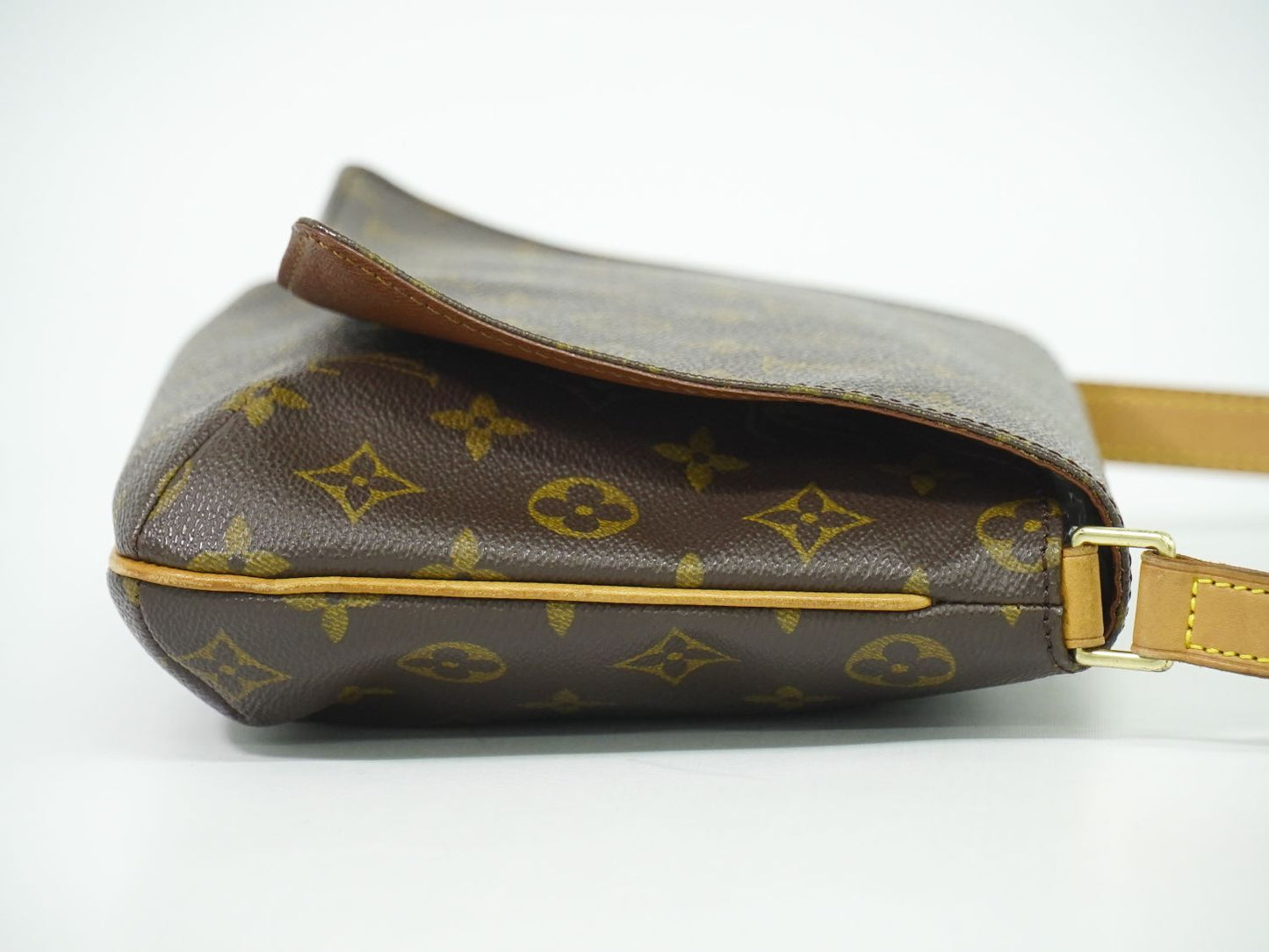 LOUIS VUITTON ミュゼットタンゴ ショート モノグラム ショルダーバッグ M51257