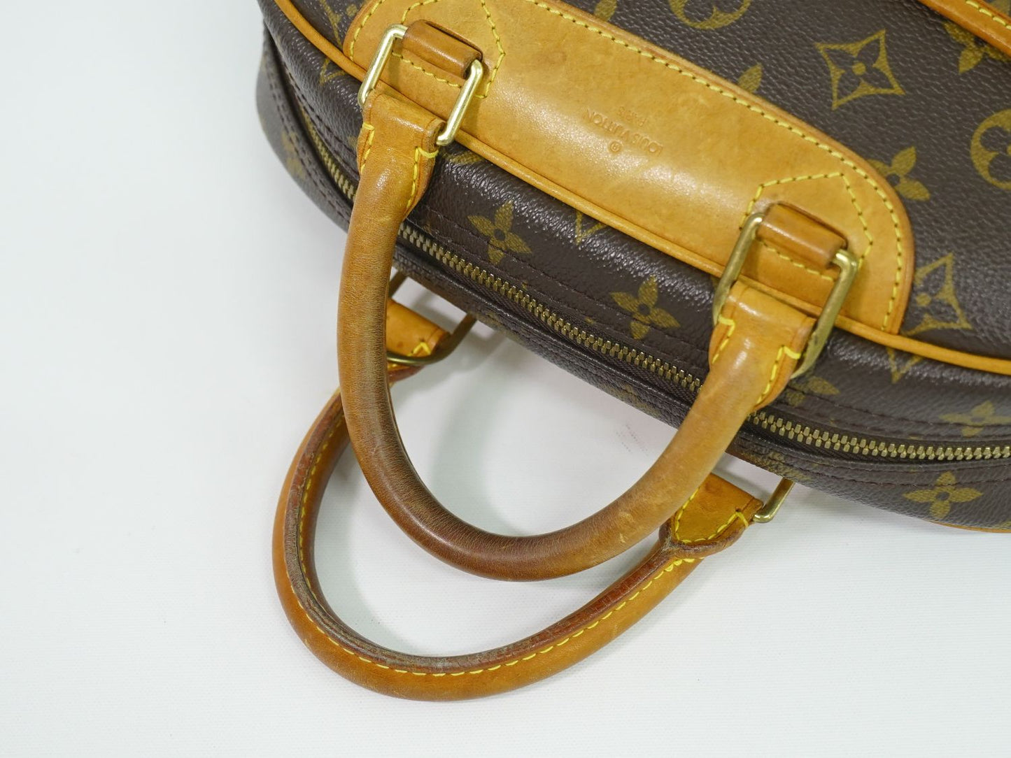 LOUIS VUITTON トゥルーヴィル モノグラム ハンドバッグ M42228