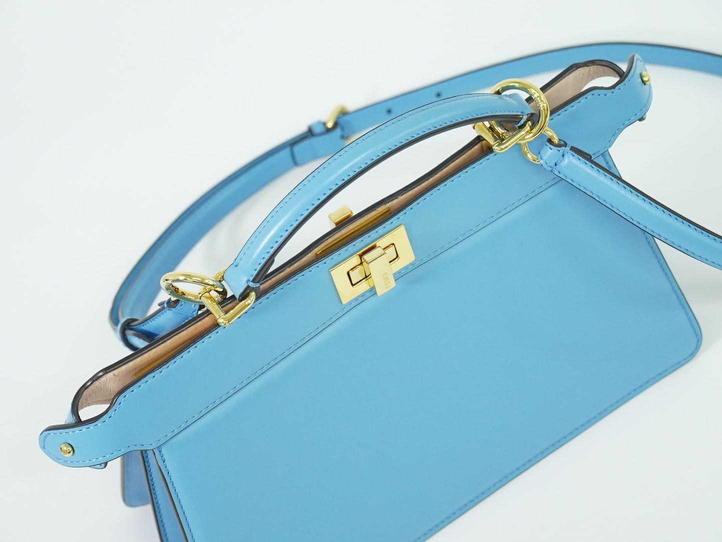 FENDI ピーカブー アイシーユー イーストウエスト 2WAY ショルダーバッグ ブルー 8BN323