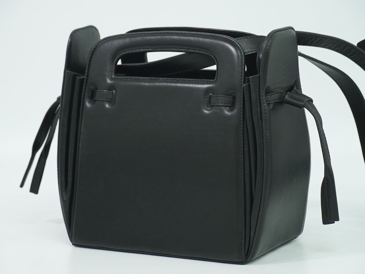 AMI PARIS アコーディオン 2WAY ショルダーバッグ ブラック