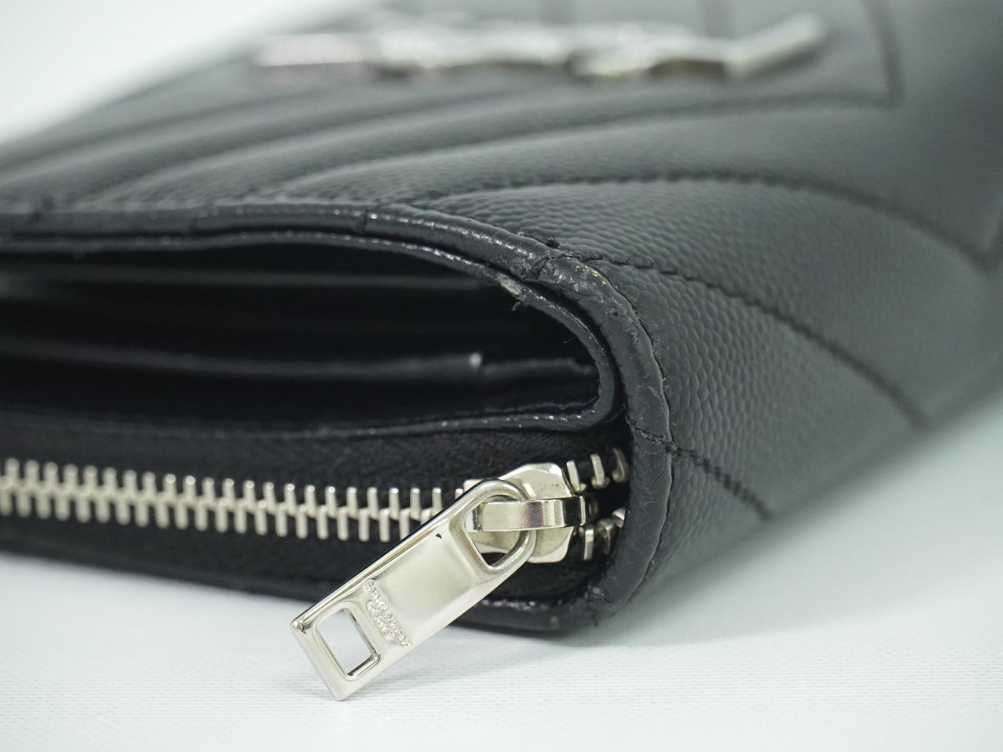 SAINT LAURENT YSL ロゴ 折財布 ブラック