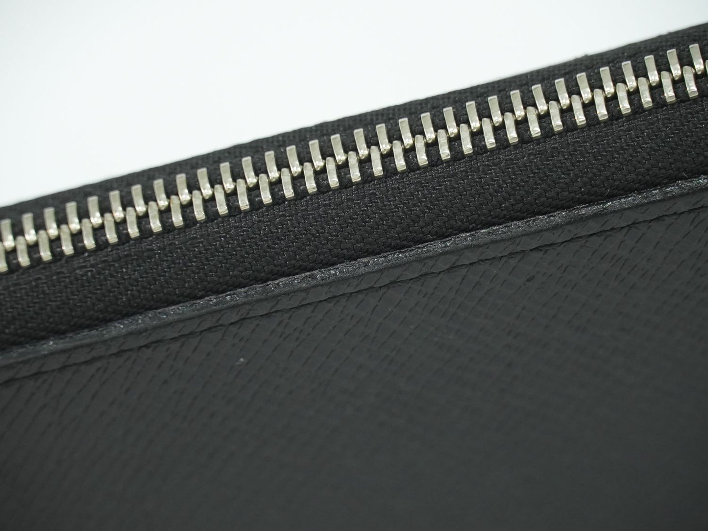 LOUIS VUITTON ジッピー オーガナイザー NM タイガ レザー 長財布 アルドワーズ M30056