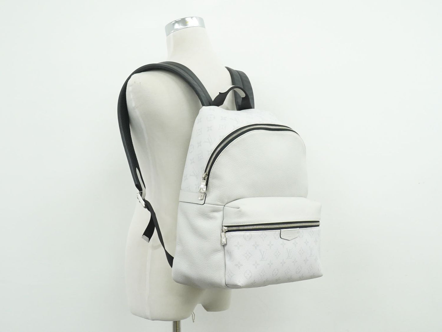 LOUIS VUITTON ディスカバリー バックパック タイガラマ レザー リュックサック ブロン M30232