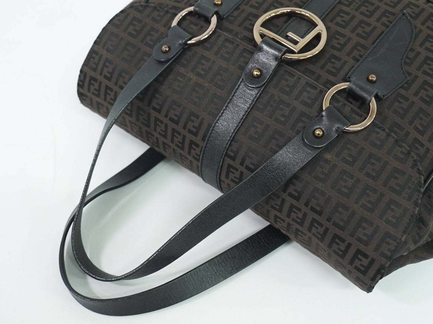 FENDI ズッキーノ ハンドバッグ ブラウン 8BN020