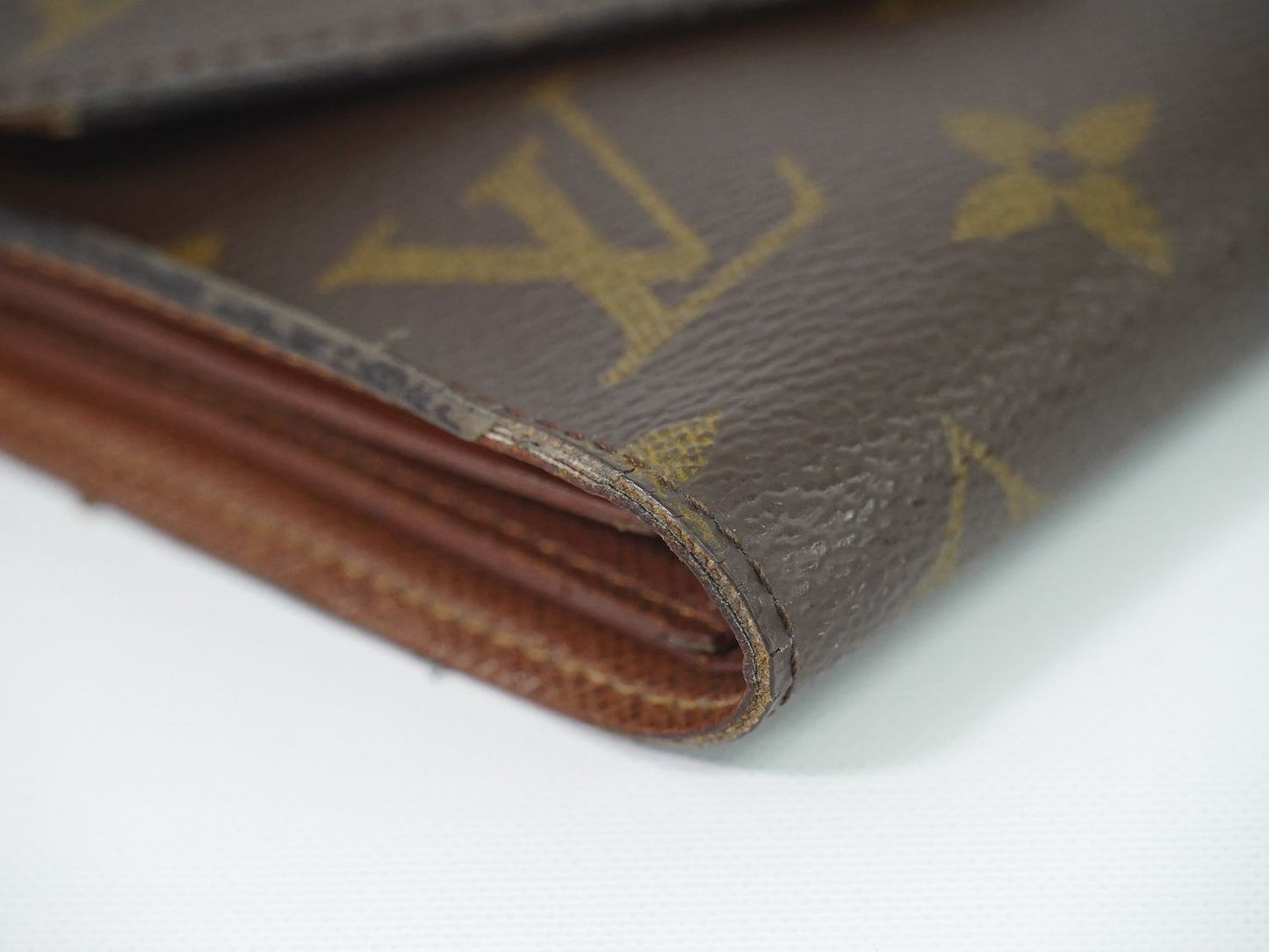 LOUIS VUITTON ポルトフォイユ ヴィクトリーヌ モノグラム 折財布 M62472
