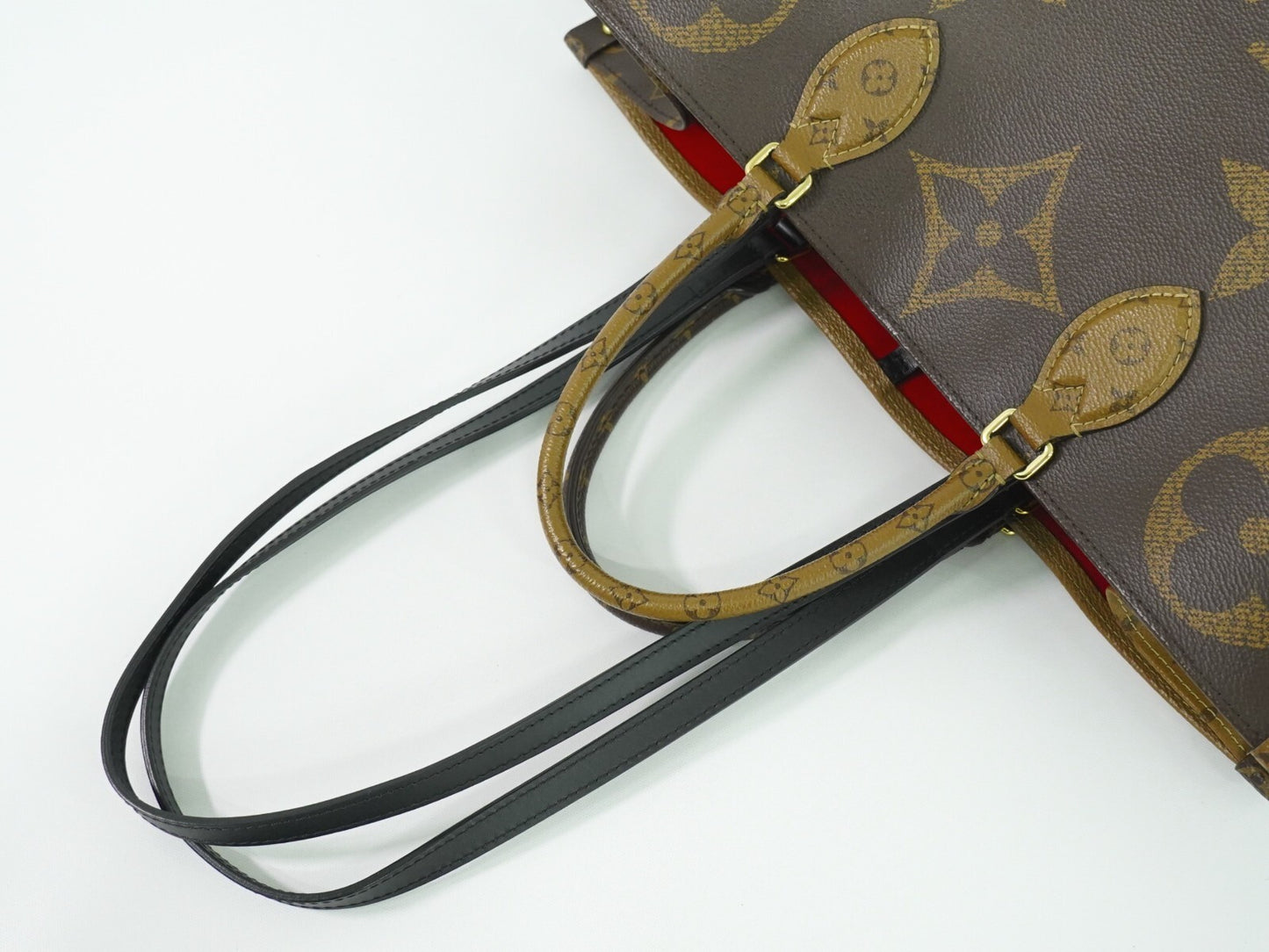 LOUIS VUITTON LV オンザゴー GM ジャイアント モノグラム リバース M45320