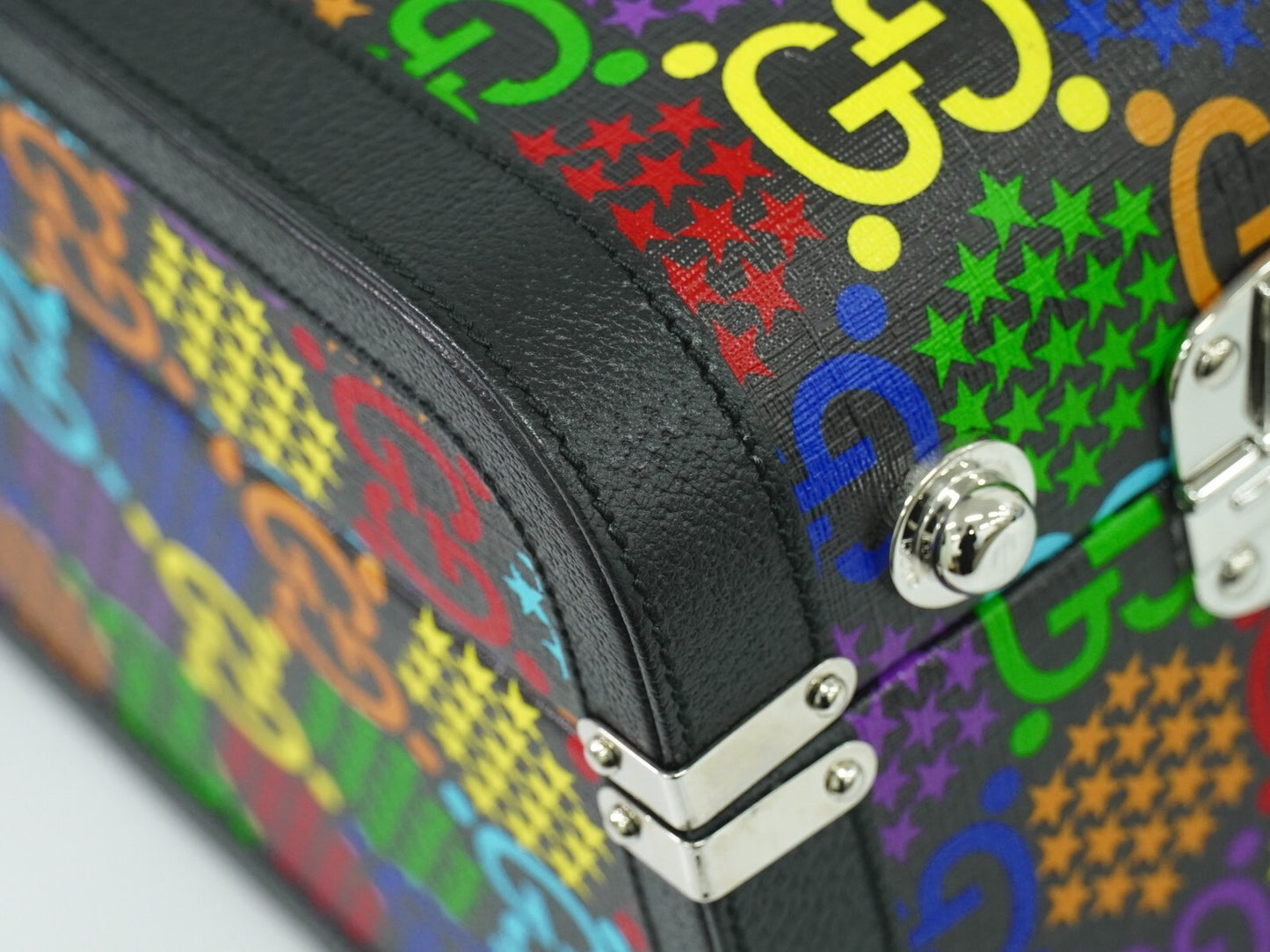 GUCCI GGサイケデリック トランク マルチカラー 603765