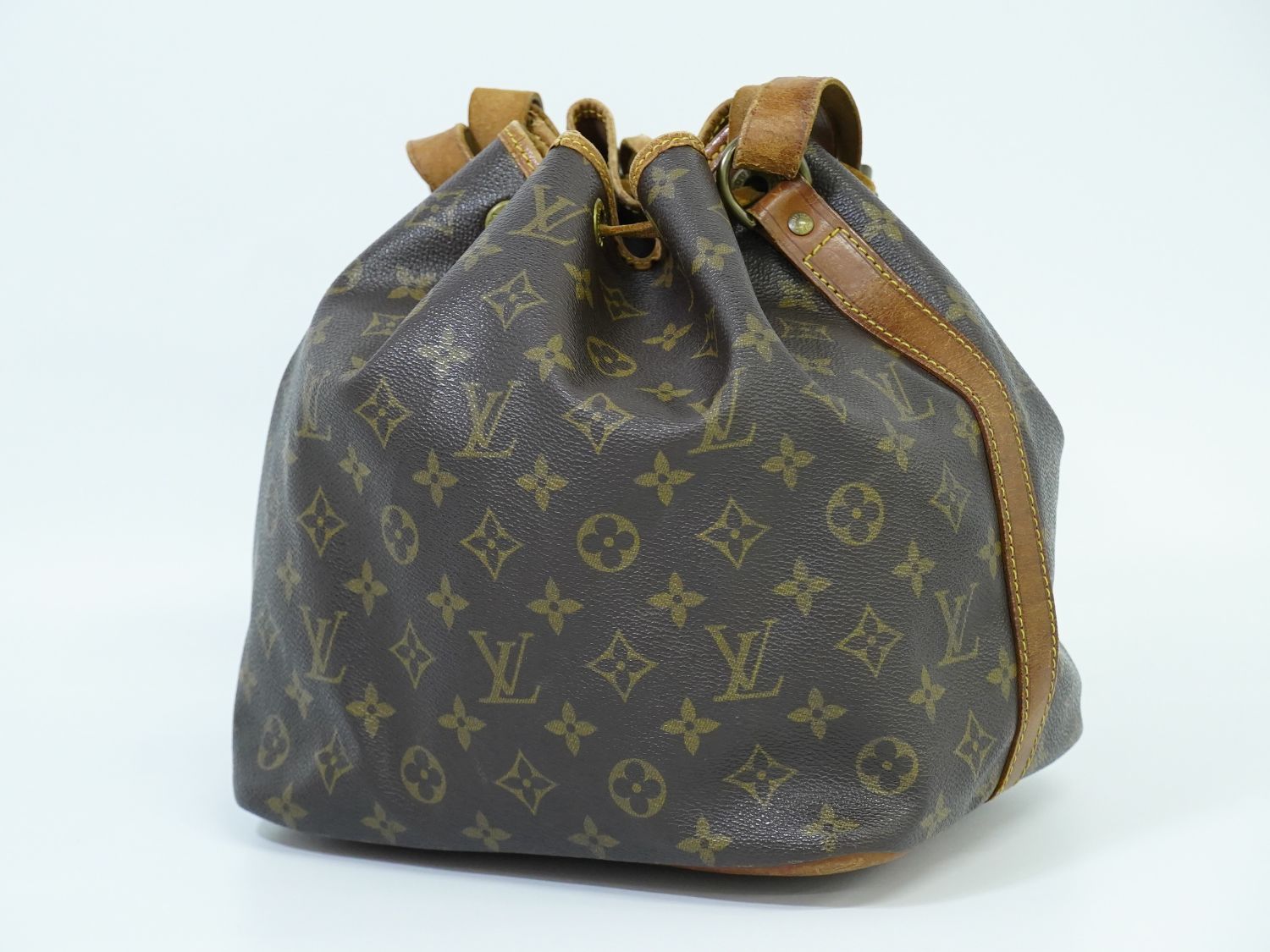 LOUIS VUITTON LV プチノエ モノグラム ショルダーバッグ M42226