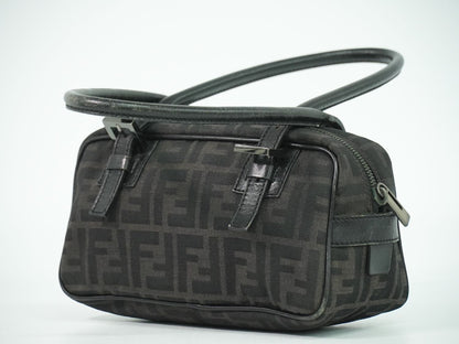 FENDI ズッカ ショルダーバッグ ブラック 8BN004