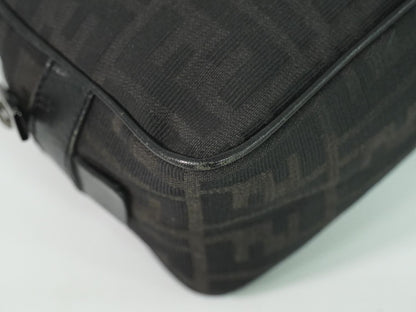 FENDI ズッカ ショルダーバッグ ブラック 8BN004