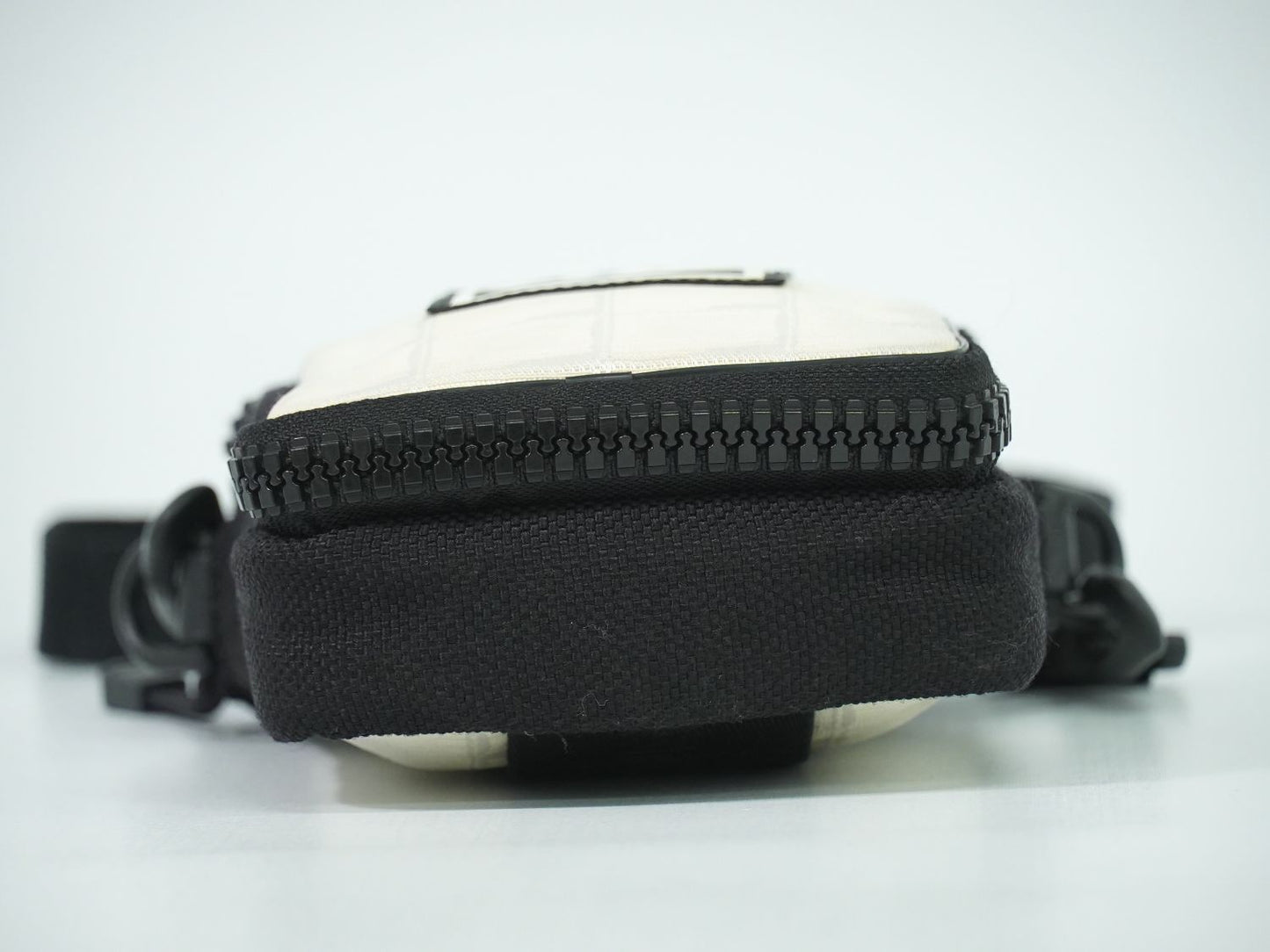 CHANEL ココマーク スポーツライン ショルダーバッグ ブラック ベージュ