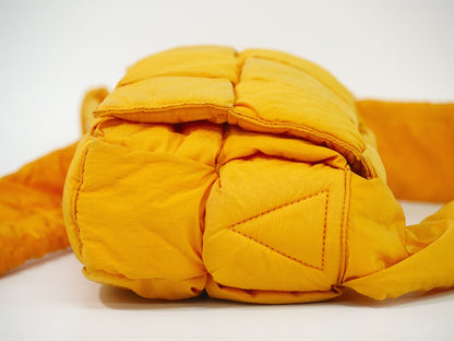 BOTTEGA VENETA パデット テック カセット ショルダーバッグ オレンジ