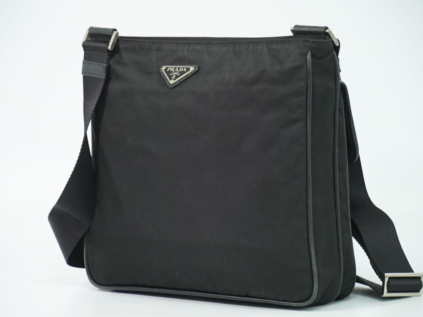 PRADA テスート ショルダーバッグ ブラック VA0269