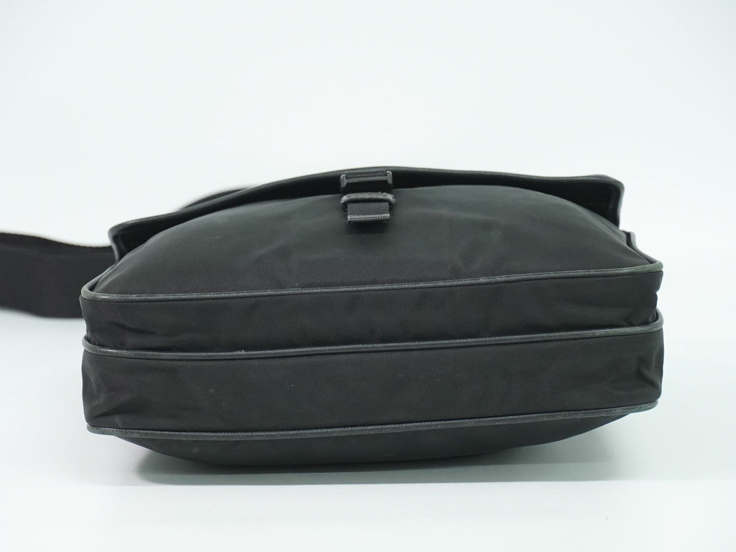 PRADA テスート ショルダーバッグ ブラック VA0269