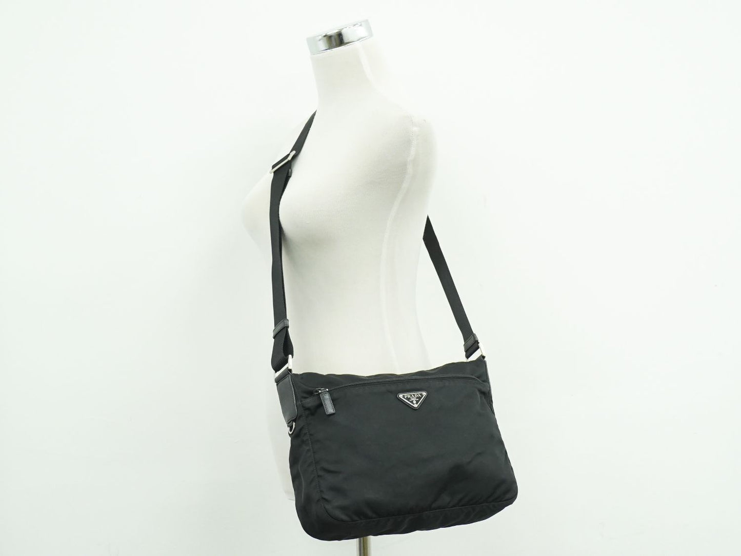 PRADA ショルダーバッグ ブラック
