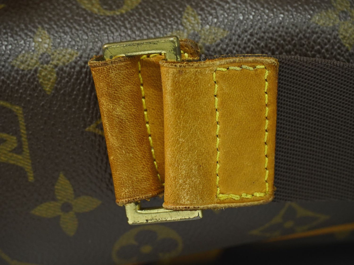 LOUIS VUITTON アベス モノグラム ショルダーバッグ M45257