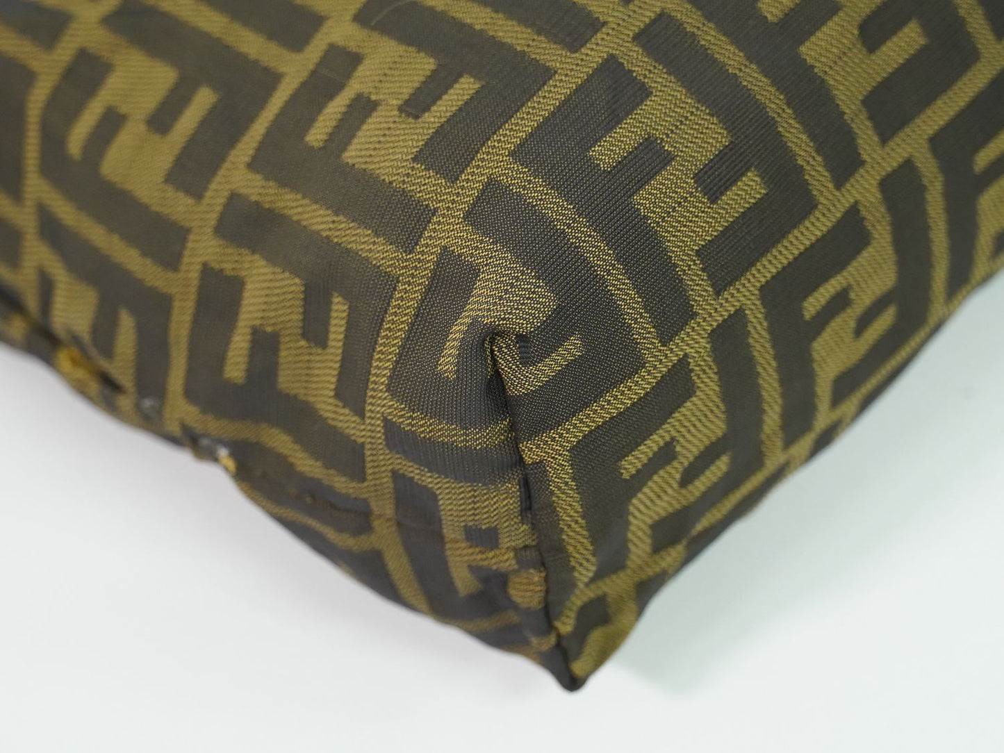 FENDI ズッカ ポーチ ブラウン