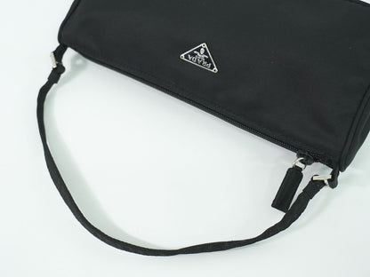 PRADA アクセサリーポーチ ブラック