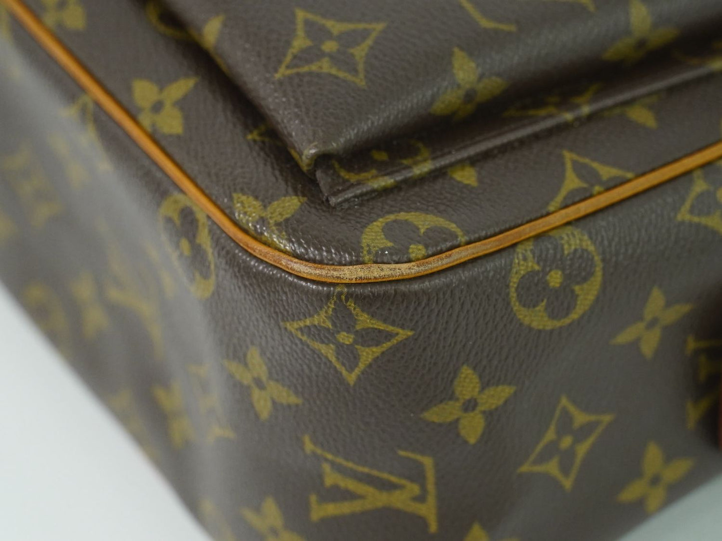LOUIS VUITTON ヴィバ シテ PM モノグラム ショルダーバッグ M51163