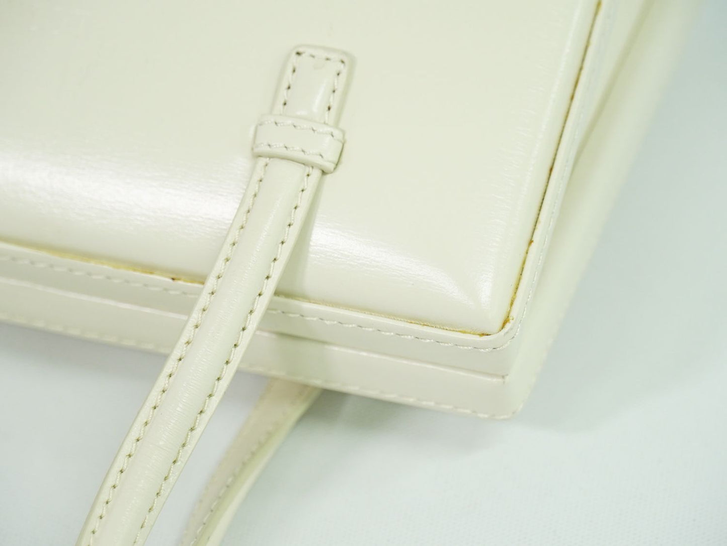 LOEWE ハンドバッグ アイボリー