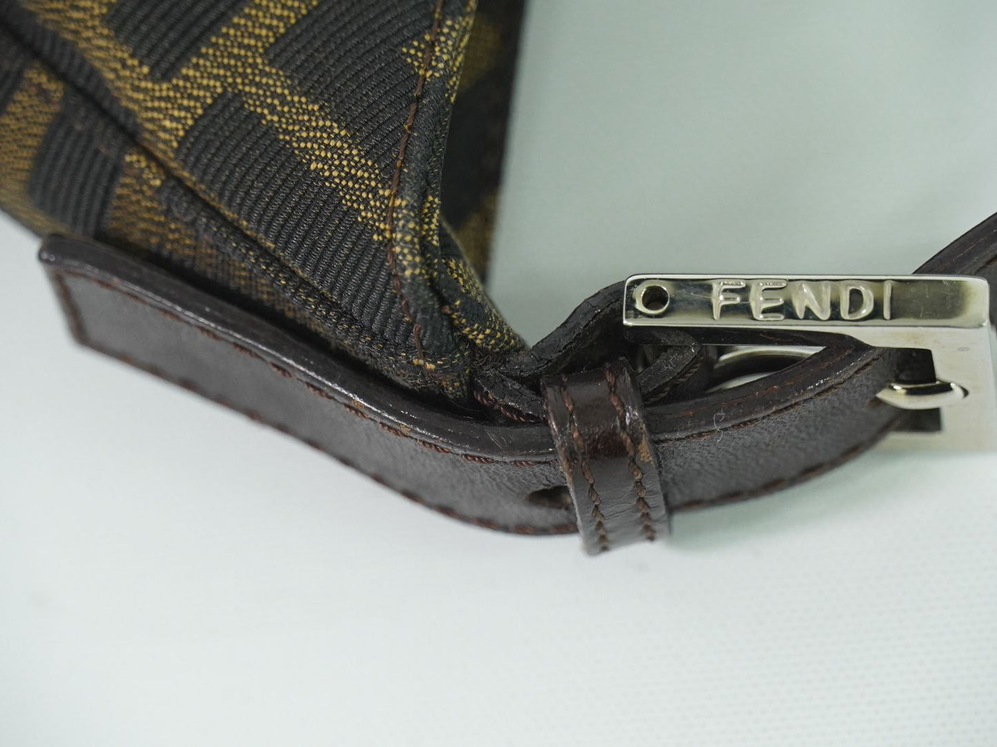 FENDI ズッカ ショルダーバッグ ブラウン 265695