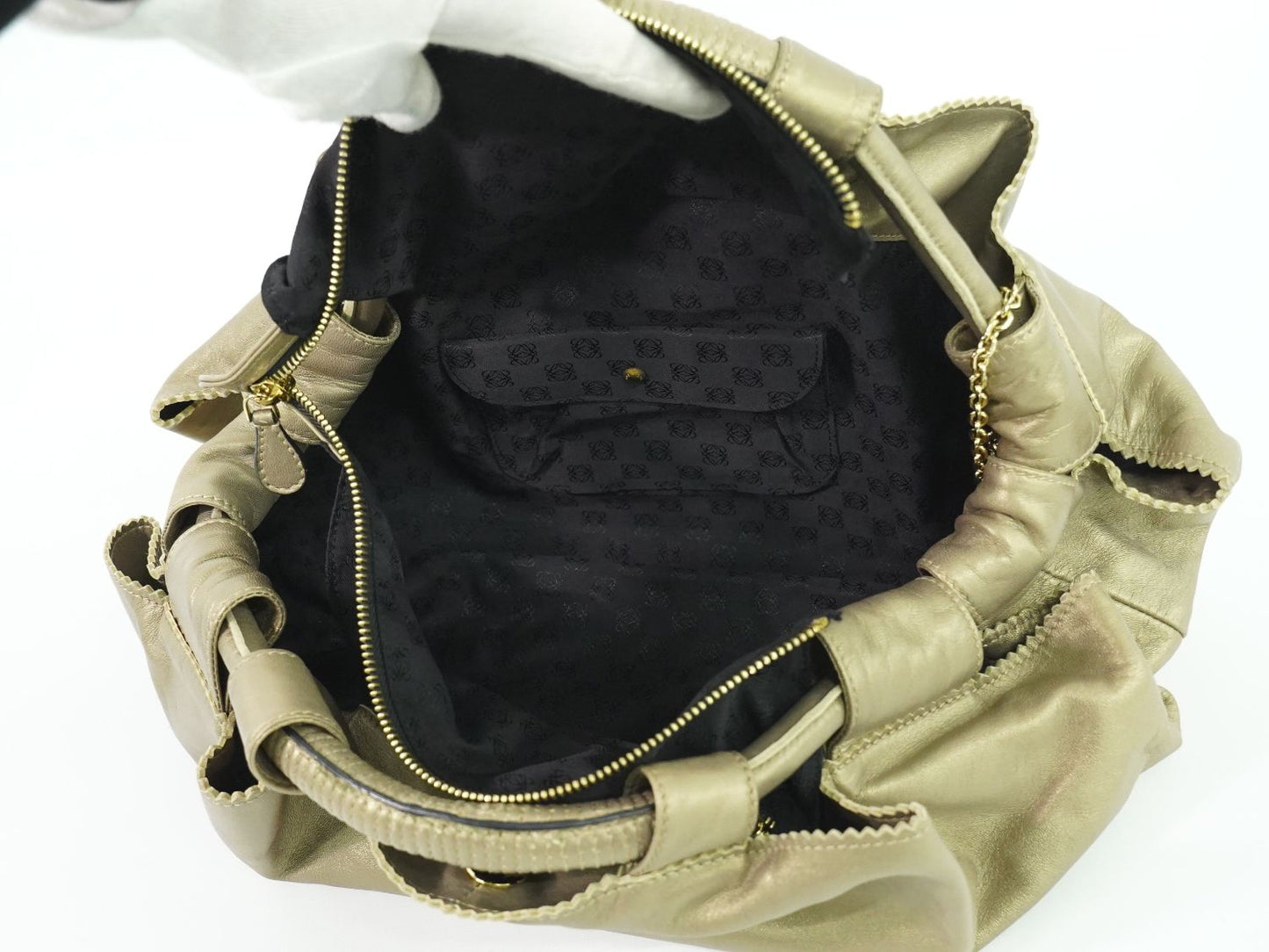 LOEWE ナッパアイレ ハンドバッグ ゴールド