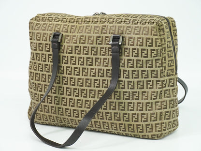 FENDI ズッキーノ ショルダーバッグ ベージュ 8BH031
