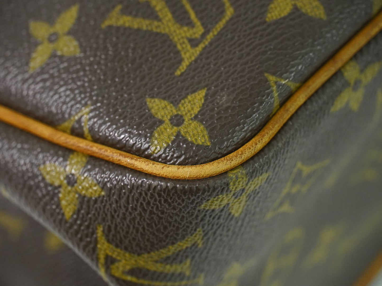 LOUIS VUITTON バティニョール ヴェルティカル モノグラム トートバッグ M51153
