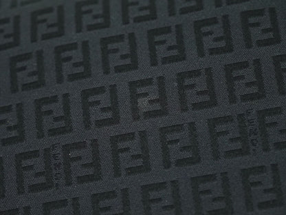 FENDI ズッキーノ ショルダーバッグ ブラック 8BT075
