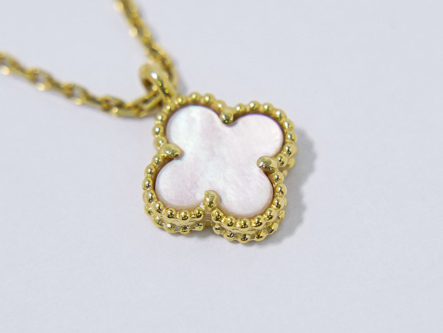 Van Cleef & Arpels スウィート アルハンブラ 750 YG ネックレス