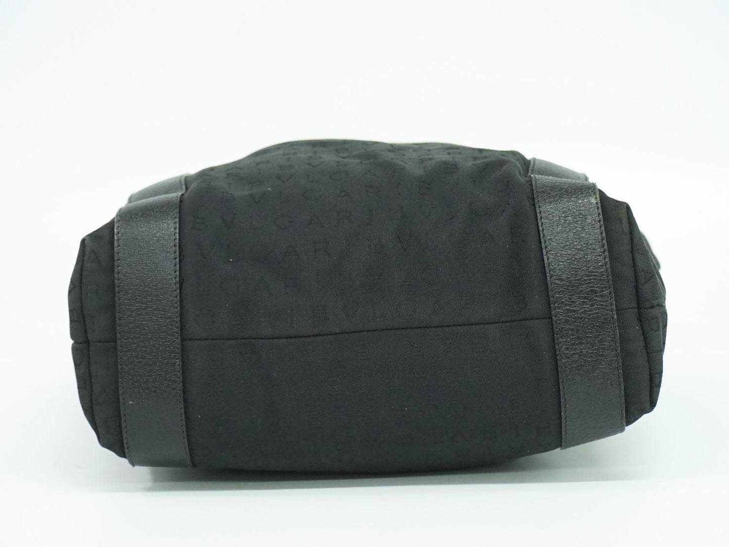 BVLGARI ロゴマニア ショルダーバッグ ブラック