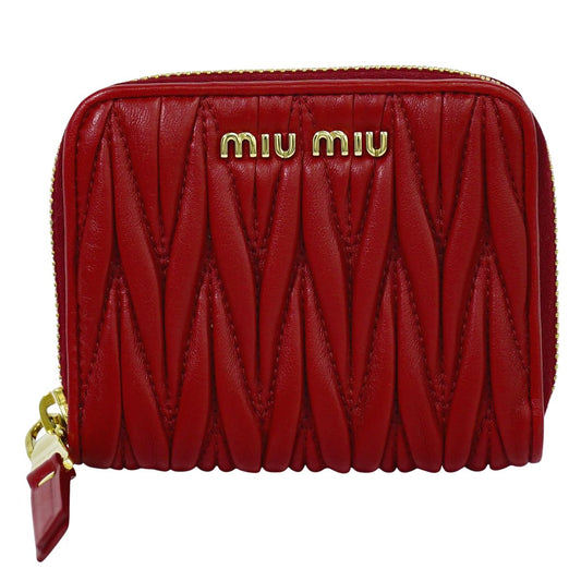 MIU MIU マテラッセ コインケース レッド