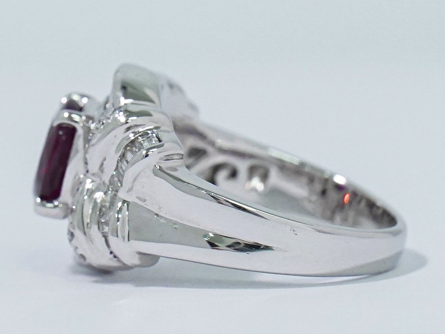 ルビー 1.73ct ダイヤモンド 0.46 0.12ct 18K WG リング 11号 レッド