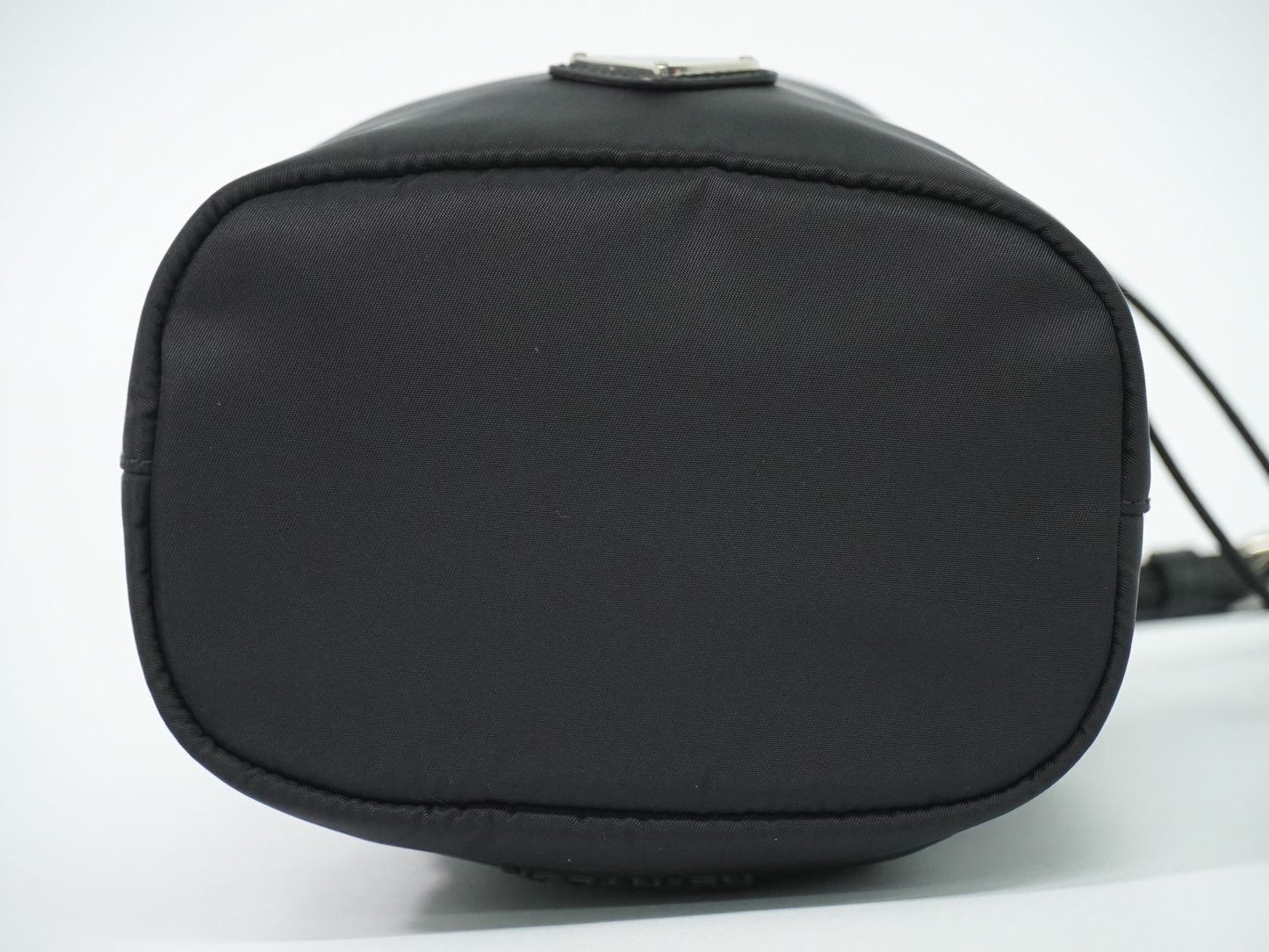 PRADA ReNylon 巾着 ポーチ ナイロン ブラック