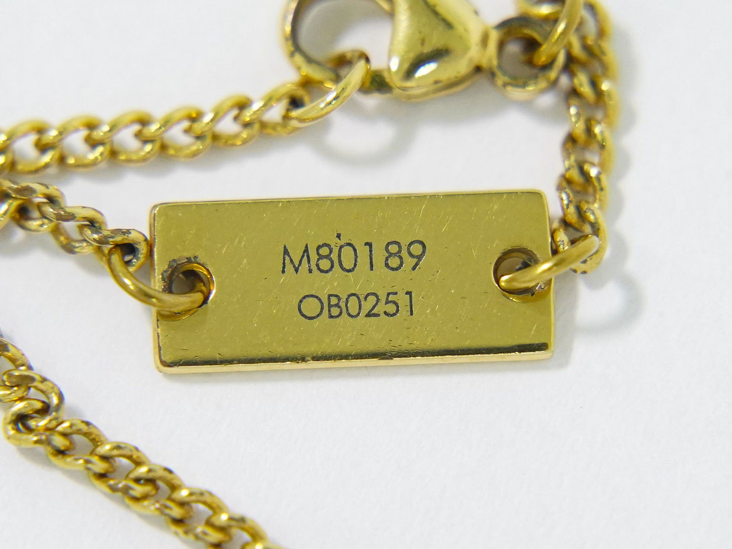 LOUIS VUITTON ロゴ ネックレス GP M80189