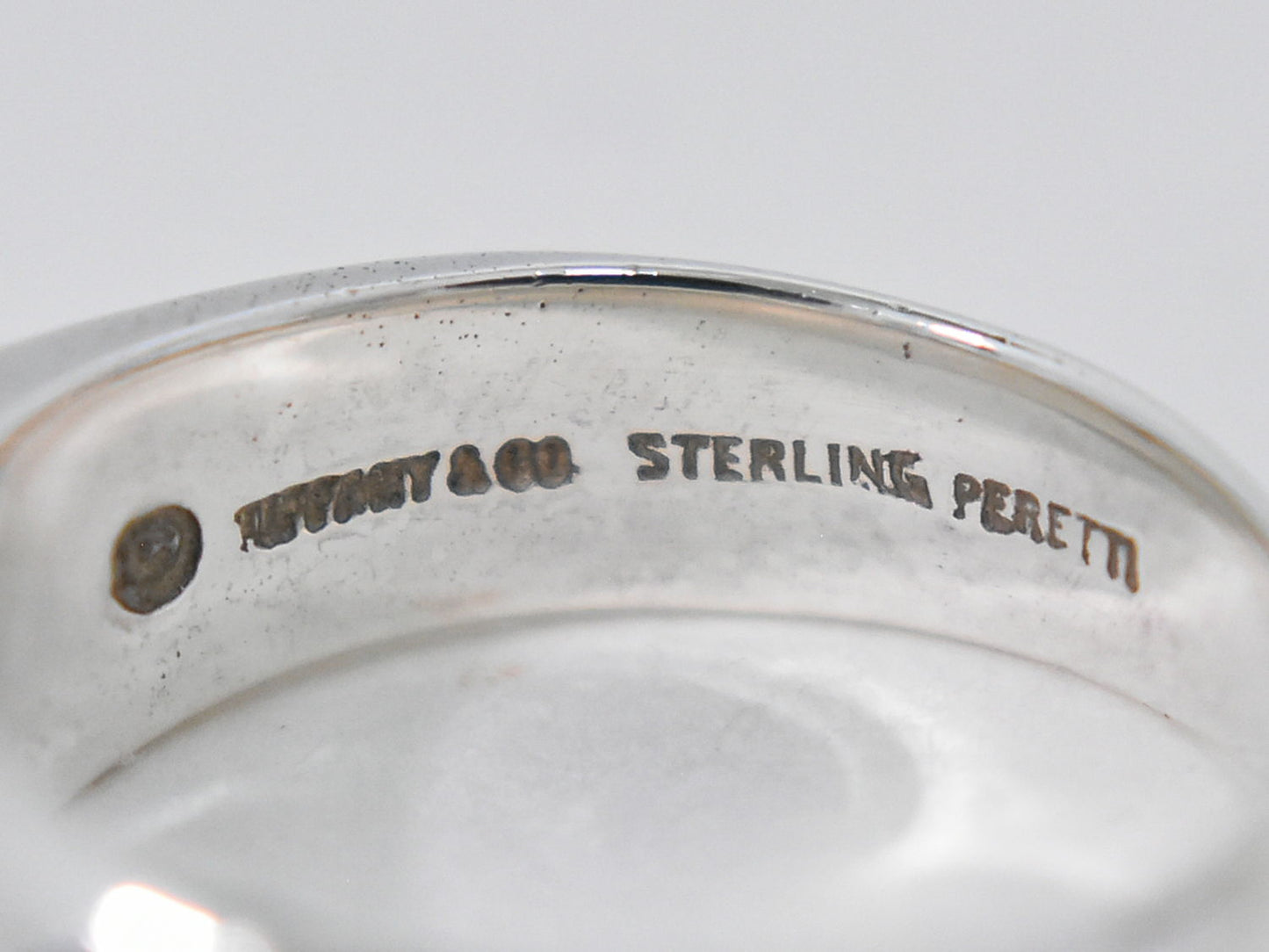 TIFFANY & Co. シグネット ハート モチーフ STERLING リング 11号 シルバー