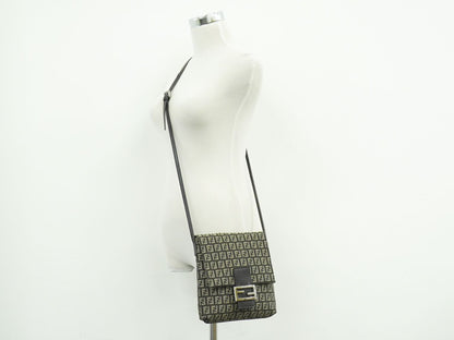 FENDI ズッキーノ ショルダーバッグ ブラウン 8BT075