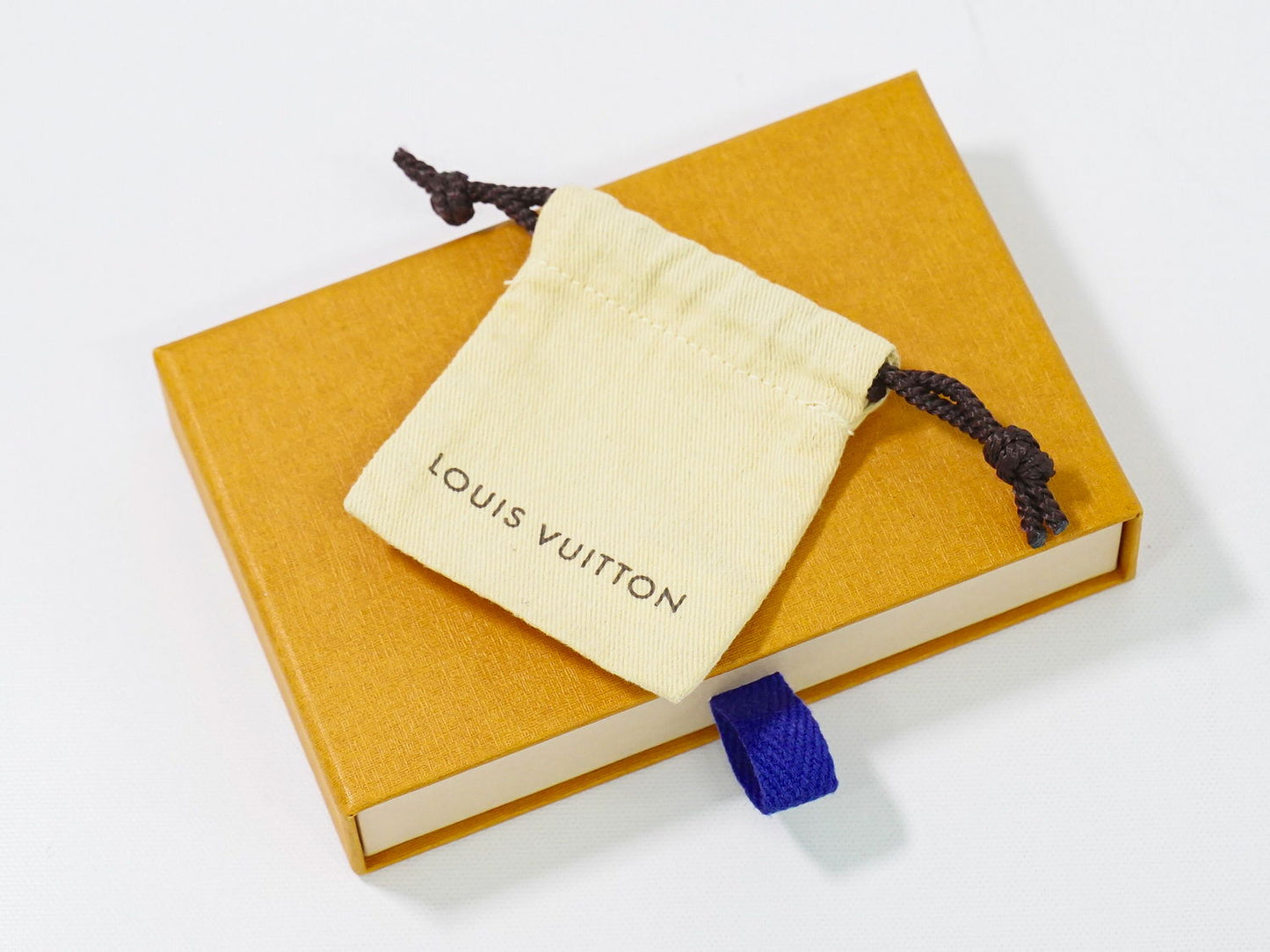 LOUIS VUITTON コリエ LV エンジェル ネックレス GP M64291