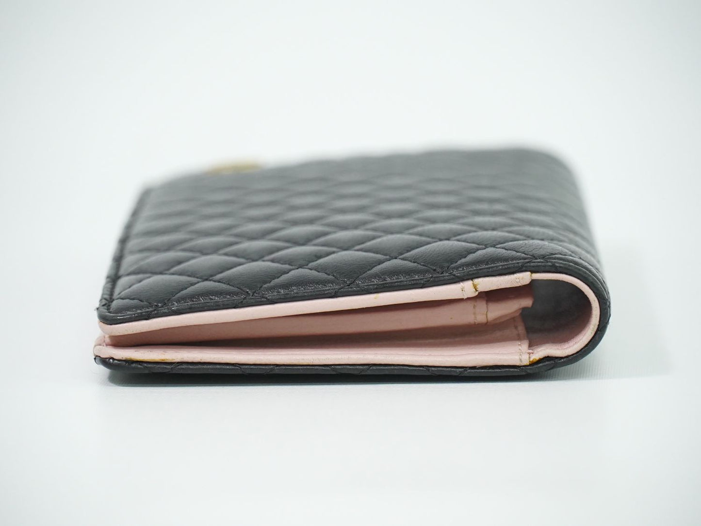 CHANEL ココマーク マイクロマトラッセ 長財布 ブラック