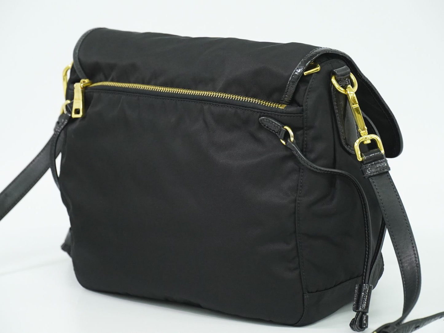PRADA ナイロン ショルダーバッグ ブラック