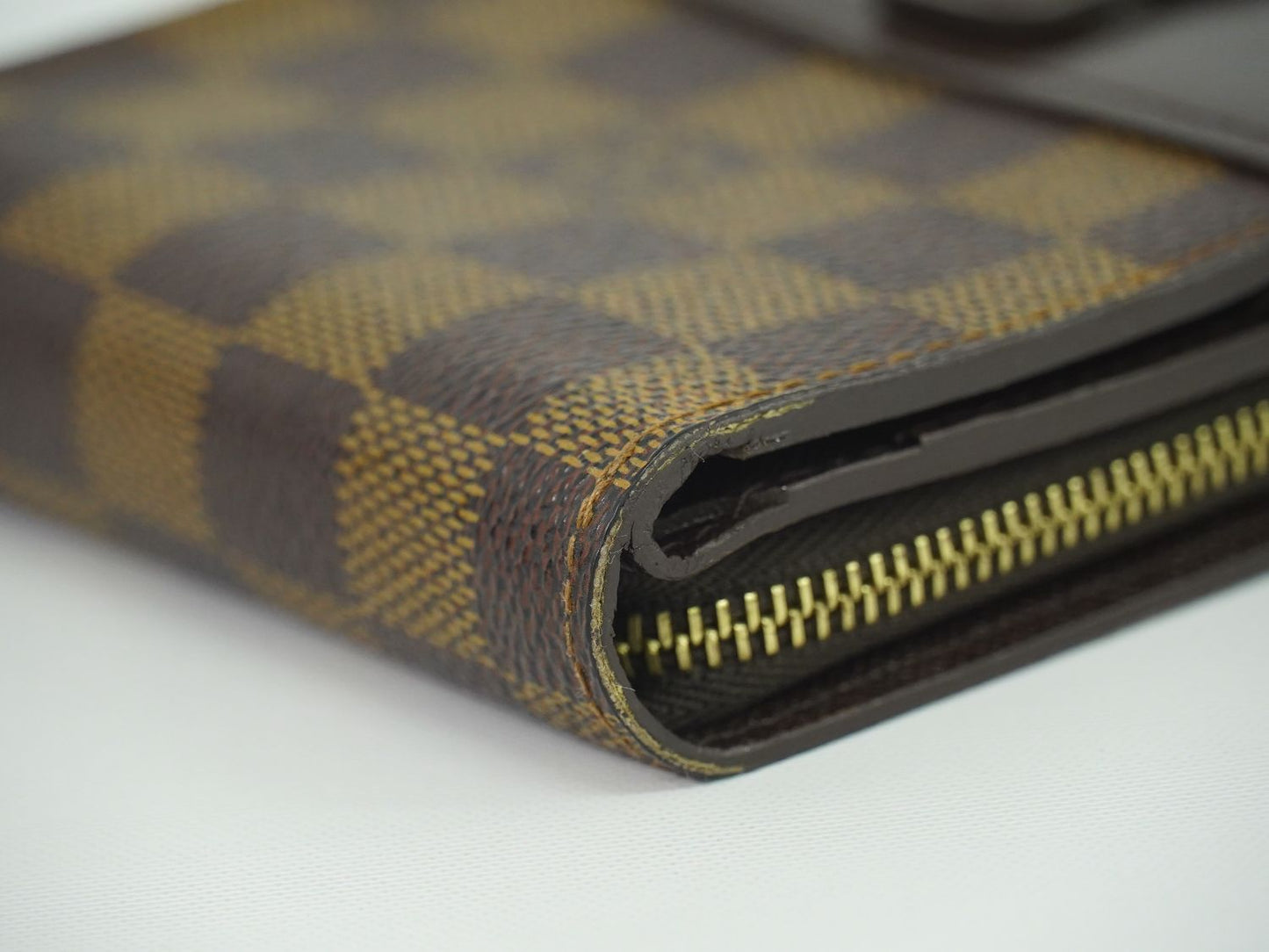 LOUIS VUITTON コンパクト ジップ ダミエ エベヌ 折財布 N61668