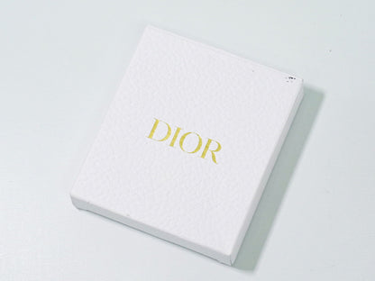 Dior ロゴ ビーモチーフ ピンバッジ 4点セット ノベルティ メタル ブラック ネイビー シルバー