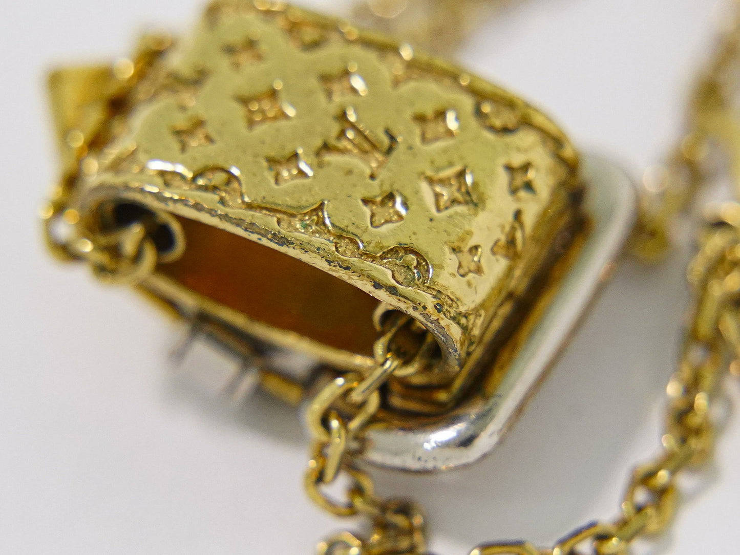 LOUIS VUITTON ナノグラム ブレスレット GP メタル M64704
