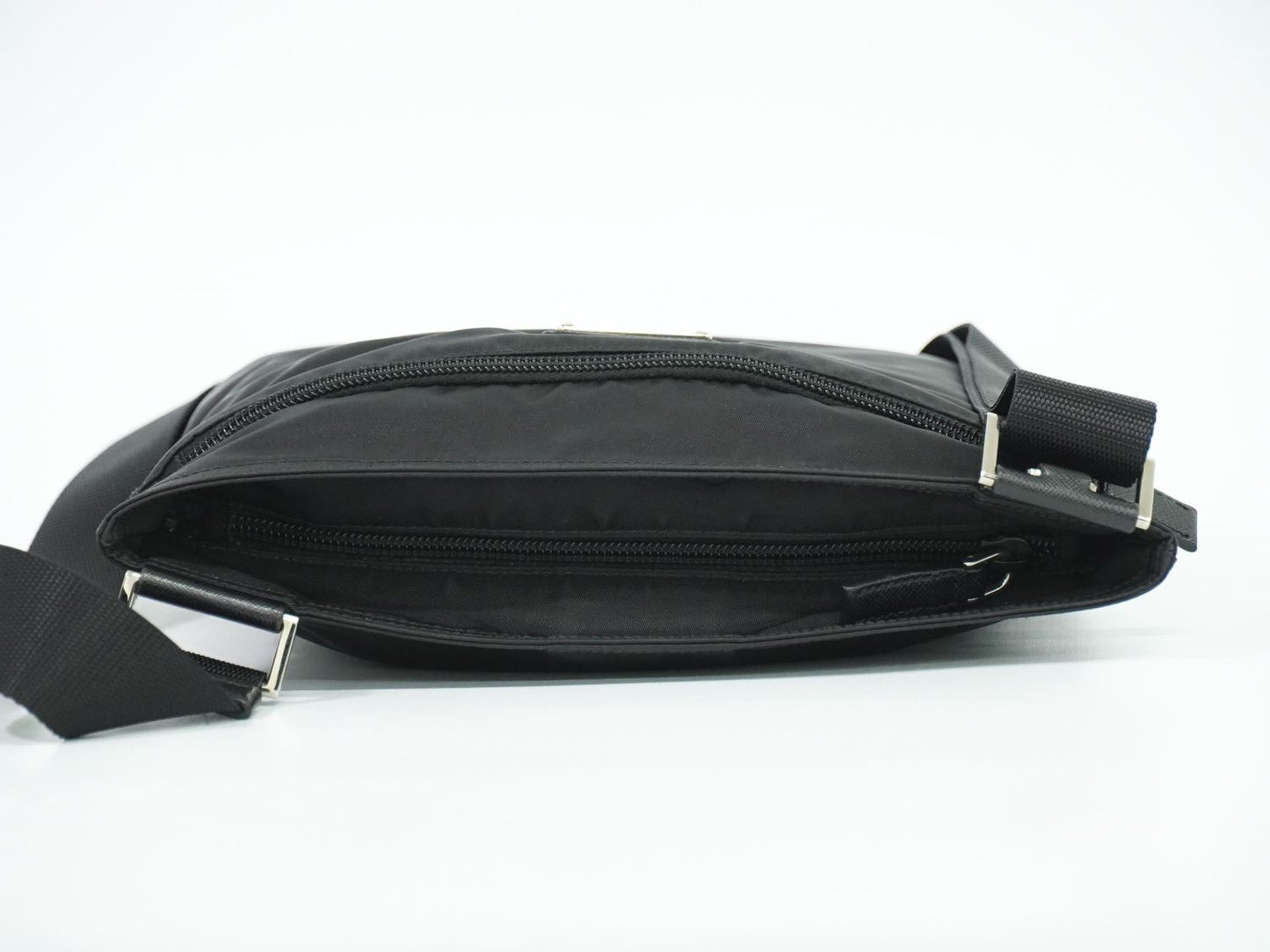 PRADA ショルダーバッグ ブラック