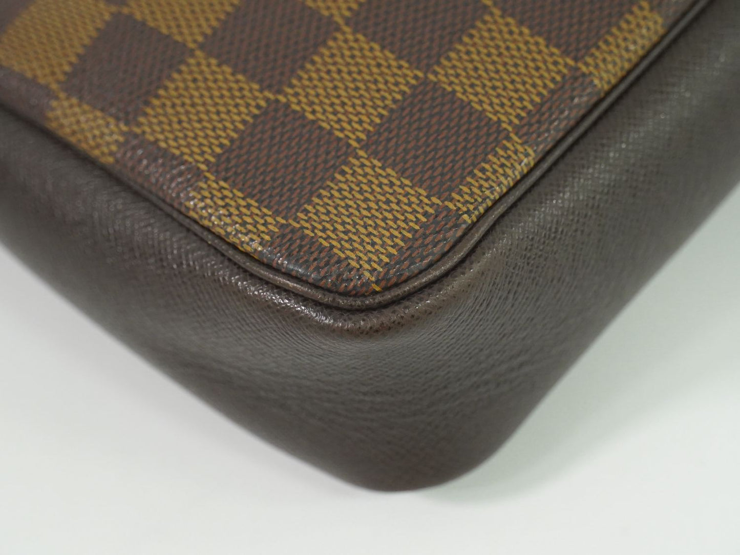 LOUIS VUITTON トゥルースメイクアップ ダミエ エベヌ アクセサリーポーチ N51982