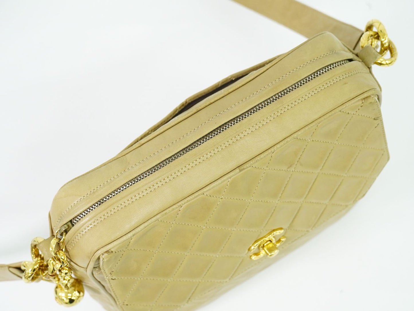 CHANEL ココマーク マトラッセ ショルダーバッグ ベージュ