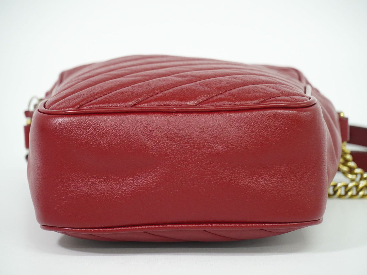 GUCCI GGマーモント ショルダーバッグ レッド 550155