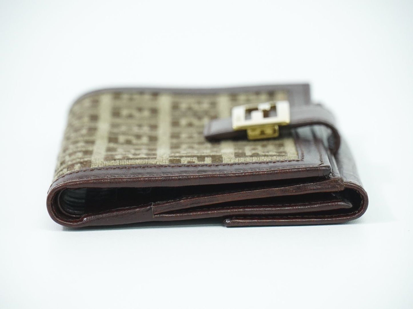 FENDI ズッキーノ 折財布 ベージュ ブラウン 8M0160