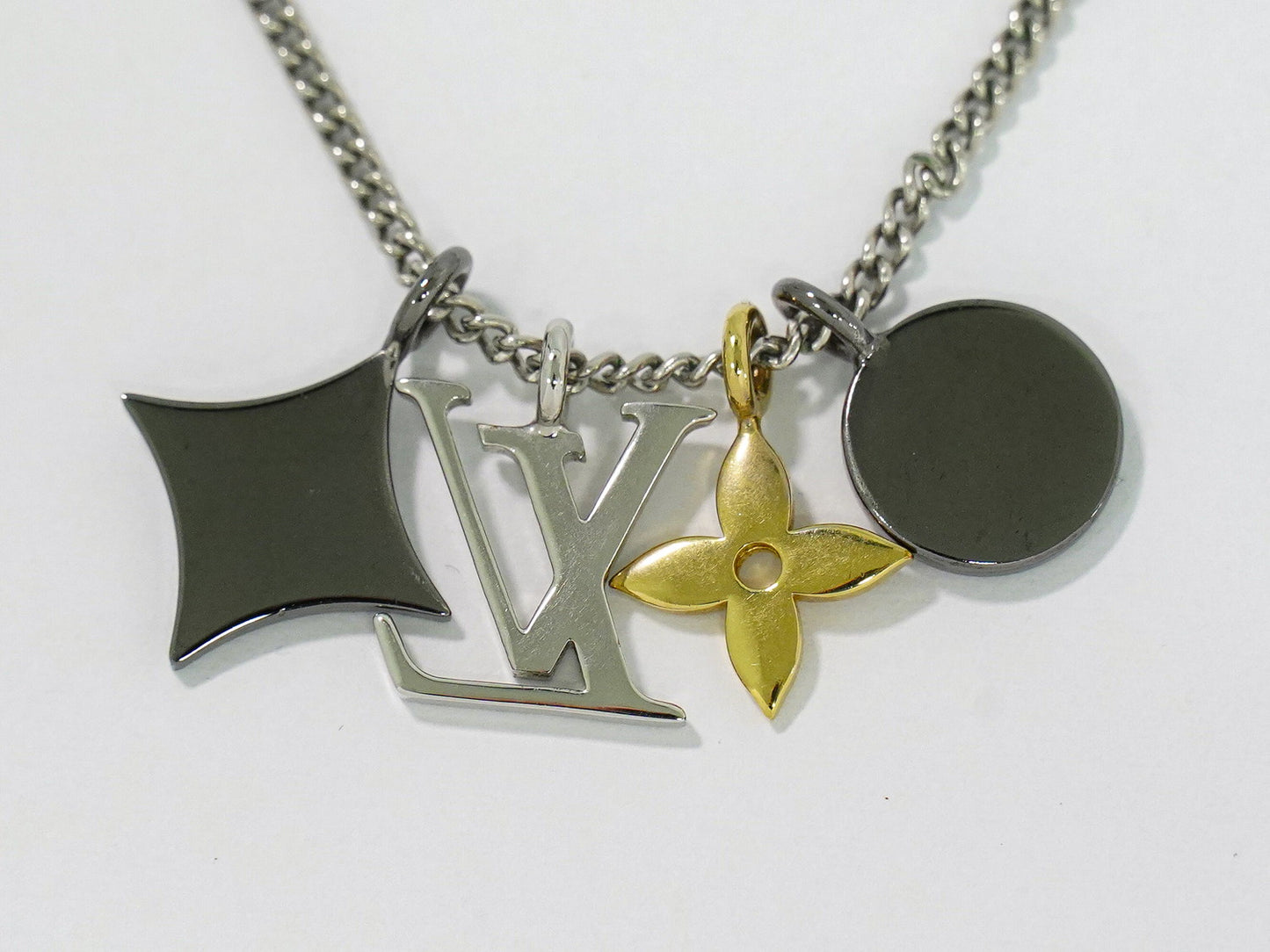 LOUIS VUITTON インスティンクト ネックレス メタル GP ゴールド M00521