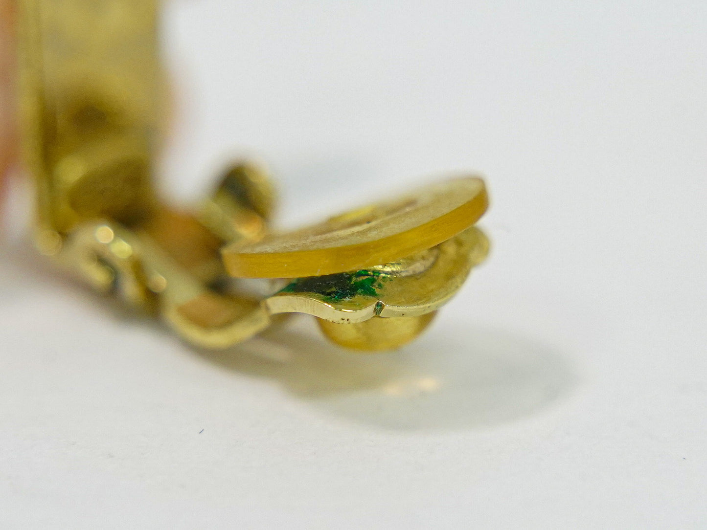 CHANEL ココマーク フラワー モチーフ イヤリング ゴールド ピンク